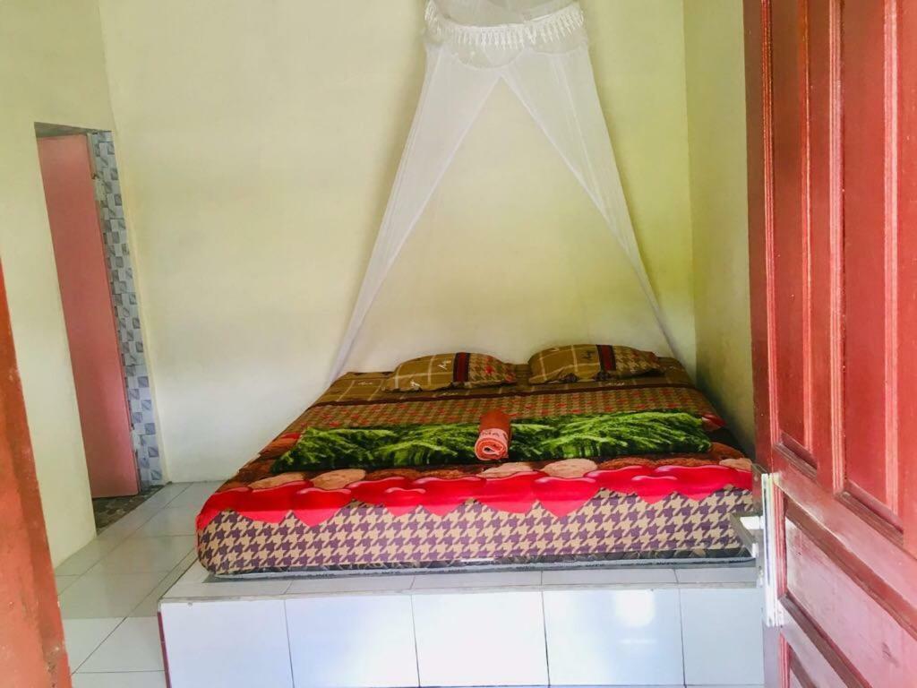 Sahnan Guest House Bukit Lawang Exterior foto